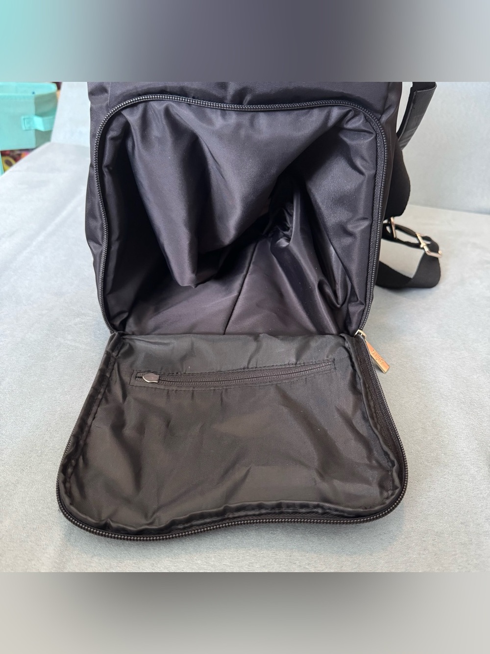 Beis The Pumping Bag in Black - Picture 7 of 9